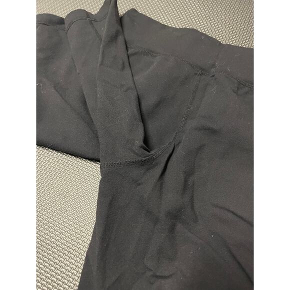 Lululemon women's sweatpant shorts sweat shorts black size 2 baggy wide - Picture 7 of 7